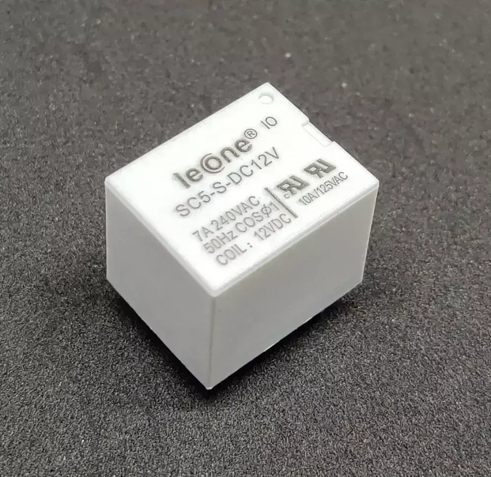 Invento ISC 1503-2 White Current Sugar Cube PCB Mount Relay SPDT Relay 7A Set of 4